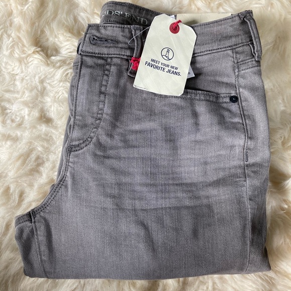 NWT Lands’ End Midrise Straight Jean size 6 - Picture 4 of 10